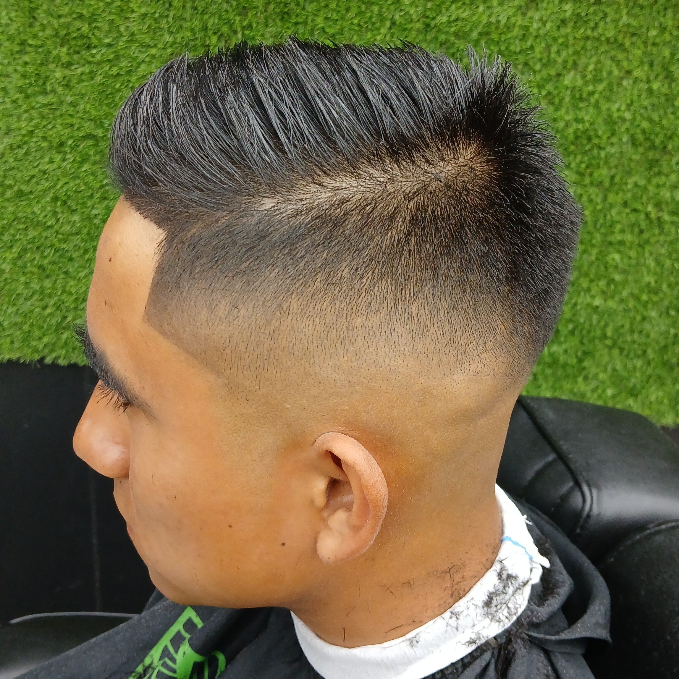 Haircut at La Etika
